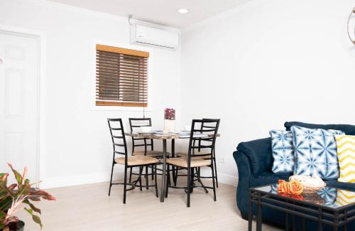 George Town Apartamento | Sheer Bliss BeachView Apt #1