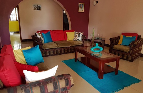 Fort Portal Casa | Sheevy's Bed N Breakfast