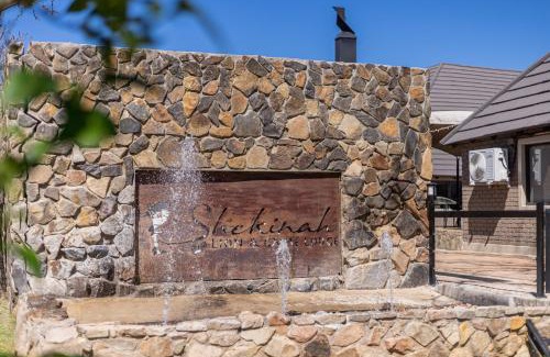 Behoudeniskloof Cabina | Shekinah Lion & Game Lodge