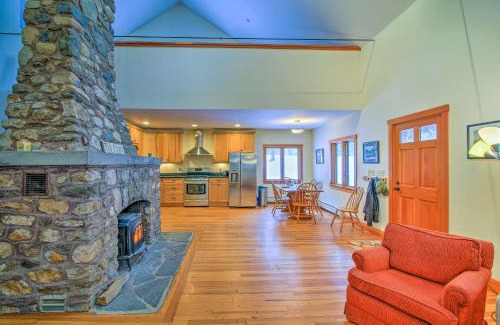Shelburne Casa | Shelburne Studio Cabin with Spring-Fed Pool!