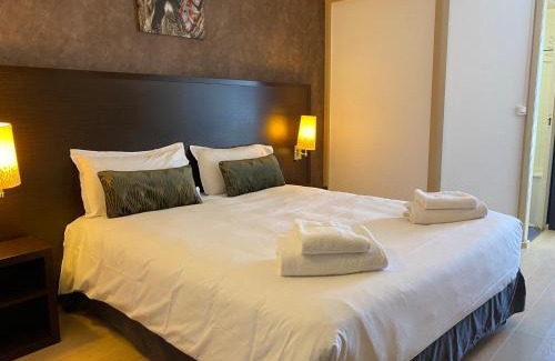 Equeurdreville-Hainneville Hotel | SHELDER Hôtel - CHERBOURG EN COTENTIN - Equeurdreville