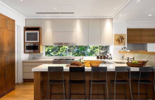Palm Beach Casa | Shell House On Iluka by Palm Beach Holiday Rentals