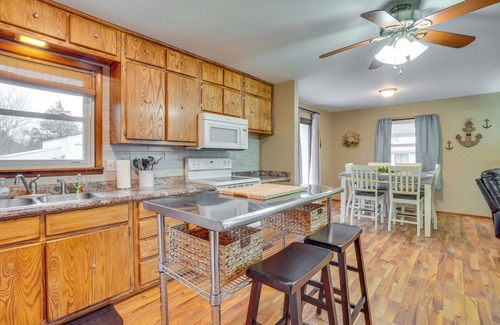 Shell Knob Casa | Shell Knob Home w/ Fire Pit, Near Table Rock Lake!