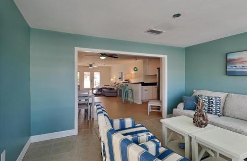 Fort Myers Beach Casa | Shell Mound Beach Cottage