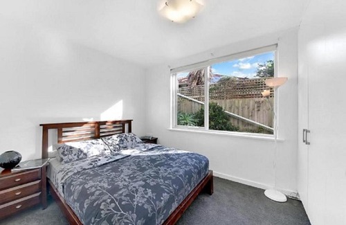 St Kilda Apartamento | ShelleyStayz Shakespeare Grove