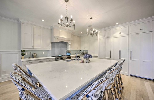 Shelter Island Heights Casa | Shelter Island Retreat w/ Outdoor Pool!