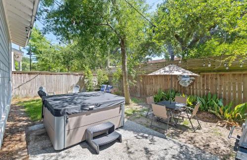 Mount Pleasant Casa | Shem Creek House- 5 Mins to Downtown & Beach
