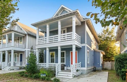 Mount Pleasant Casa | Shem Creek House- 5 Mins to Downtown & Beach