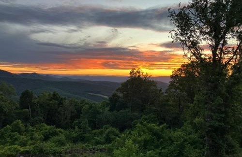 Stanley Casa | Shenandoah Hideaway