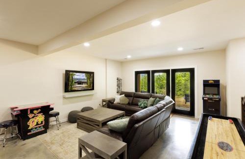 Stanardsville Casa | Shenandoah Luxury Mountain Stay in Stanardsville