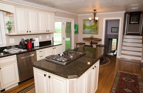 Elkton Casa | Shenandoah Vacation Home on the River