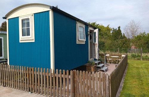 Enniskillen Casa | Shepherd Hut Bird Enniskillen, Fermanagh