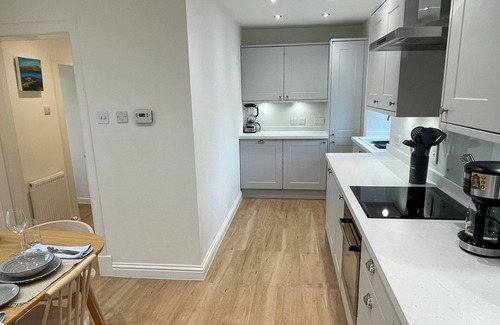 Lairg Cabaña | Shepherd Moon - Sea View Cottage near NC500