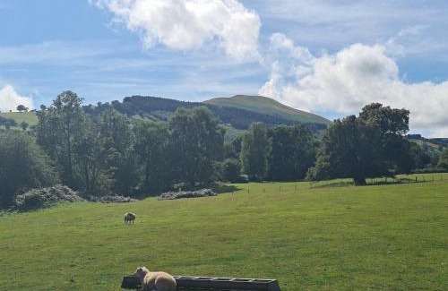 Llanfihangel Tal-y-llyn Casa | Shepherd's Hut in heart of the Brecon Beacons
