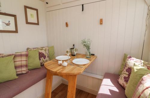 Rhayader Casa | Shepherd's View