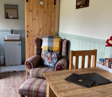 Durham Otro | Shepherds Hut at The Old School House