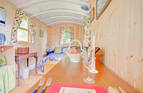 Saint Blazey Casa | Shepherds Hut near Exmoor National Park