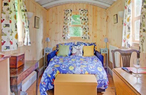 Saint Blazey Casa | Shepherds Hut near Exmoor National Park