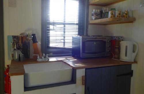 Wigton Casa | Shepherds Hut, Ryans Retreat, Bowness-on-Solway