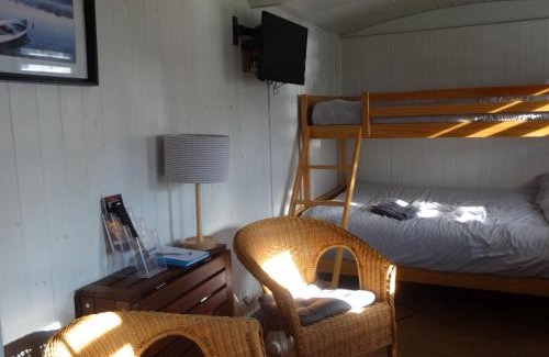 Wigton Casa | Shepherds Hut, Ryans Retreat, Bowness-on-Solway