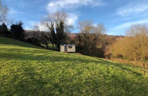 Slad Casa | Shepherds Hut Slad Valley Cotswolds