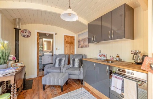 Maidenhead Apartamento | Shepherds Hut with Hot Tub Retreat