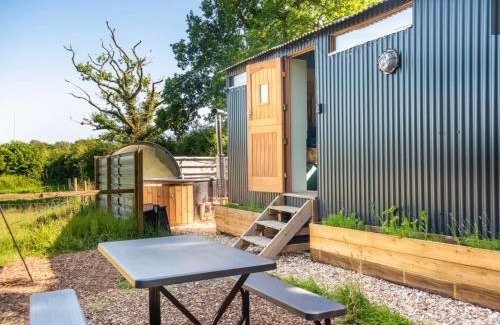 New Forest District Apartamento | Shepherds Hut with Scandinavian Hot Tub and hydromassager