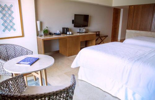 Las Glorias Complejo | Sheraton Buganvilias Resort & Convention Center