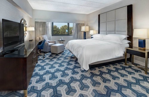 Eatontown Hotel | Sheraton Eatontown Hotel