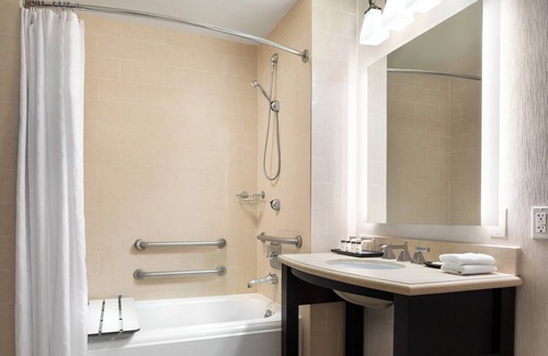 Anaheim Resort Hotel | Sheraton Garden Grove-Anaheim South Hotel