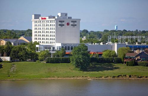 Louisville Hotel | Sheraton Louisville Riverside Hotel