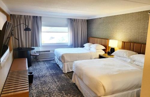 Downtown Niagara Falls Hotel | Sheraton Niagara Falls