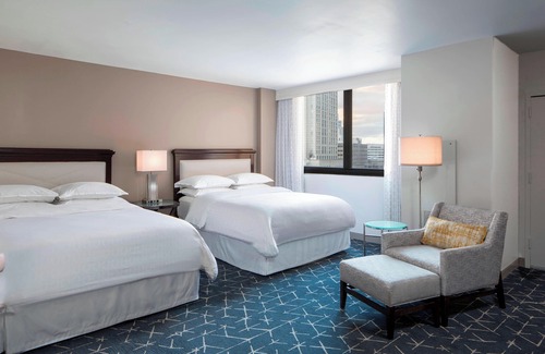 Norfolk Hotel | Sheraton Norfolk Waterside Hotel