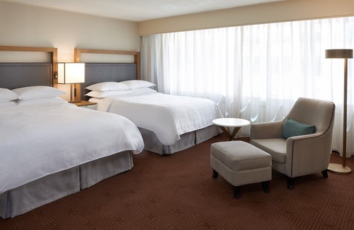 Byward Market - Parliament Hill Hotel | Sheraton Ottawa Hotel