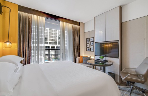 Universal City Hotel | Sheraton Universal Hotel