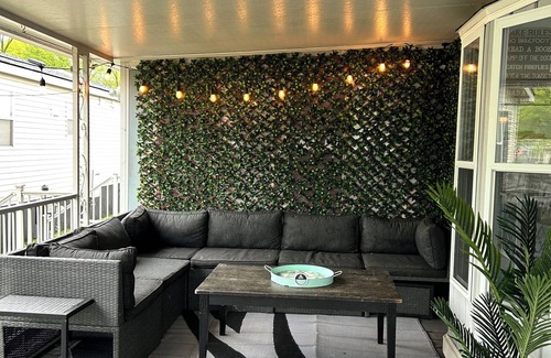 Sherkston Cabaña | Sherkston Shores Cottage Pet-friendly!