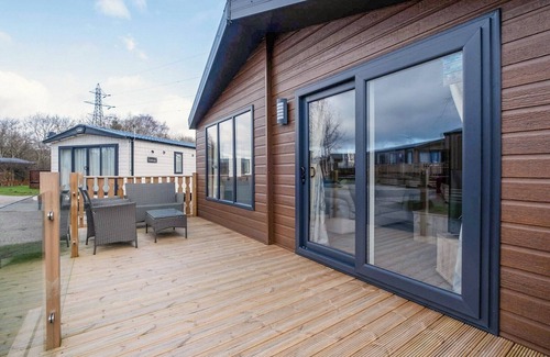 Carnforth Chalet De Esquí | 3 bedroom accommodation in Carnforth