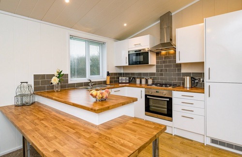 Carnforth Chalet De Esquí | 3 bedroom accommodation in Carnforth