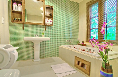 Wat Ket Complejo | Shewe Wana Suite Resort