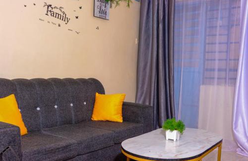 Pangani Cama Y Desayuno | Shi's Juja Spaces studio