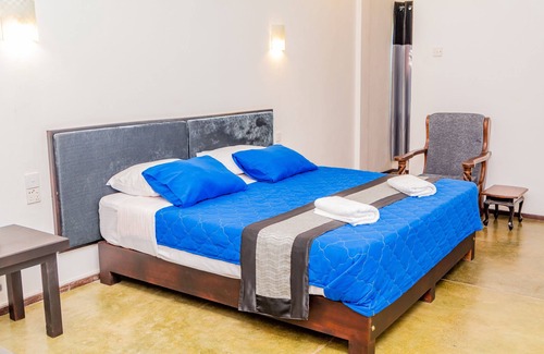 Seeduwa - Katunayake Cama Y Desayuno | ShiCo Transit Hotel