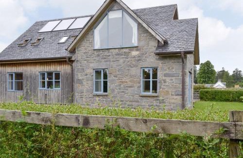 Salen Casa | Shielside