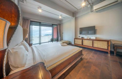 Chalong Hotel | SHIN Arch39 Phuket Beach Front - SHA Plus