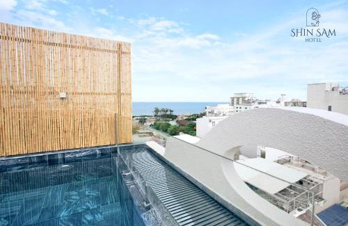 Thang Tam Hotel | Shin Sam Boutique Hotel