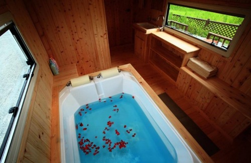 Jeungdo Casa | Sinan Salt Village Healing Camp Caravan