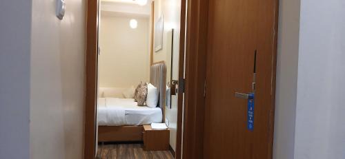 Marol Hotel | Shine Hospitality Premium