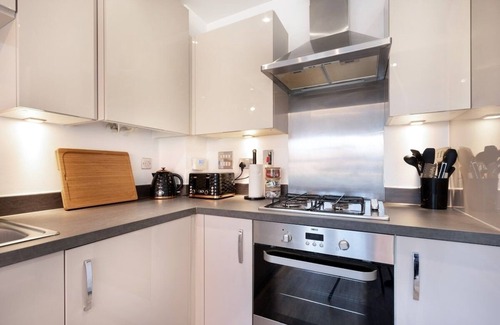 Shinfield Casa | Shinfield Studio Luxury Stay - 2 Parking - 20% Off