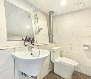 Cheongpa-dong Casa | Shinhwahouse 5 mins from Seoul Station