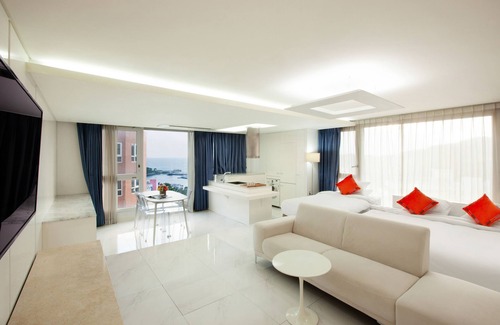 Seogwipo City Hotel | ShinShin Hotel Jeju Ocean