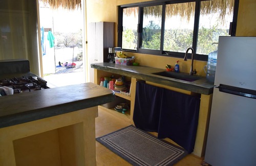 La Ventana Casa | Casa de contenedores de envío en el corazón de la ciudad